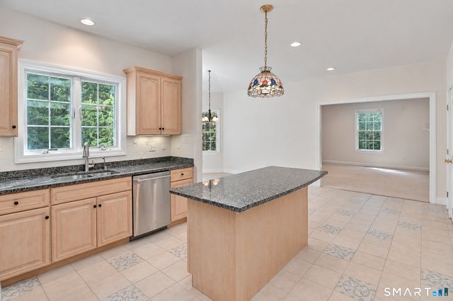 30 Country Way, Bethel, CT 06801