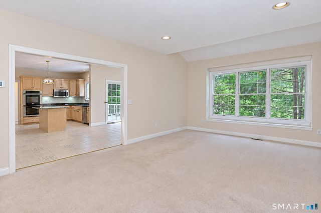 30 Country Way, Bethel, CT 06801
