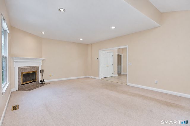 30 Country Way, Bethel, CT 06801
