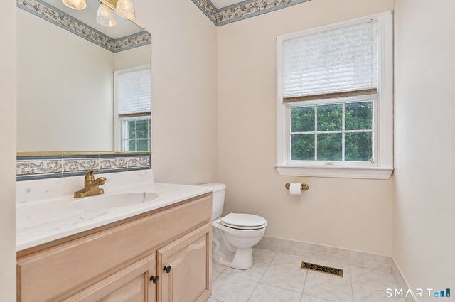 30 Country Way, Bethel, CT 06801