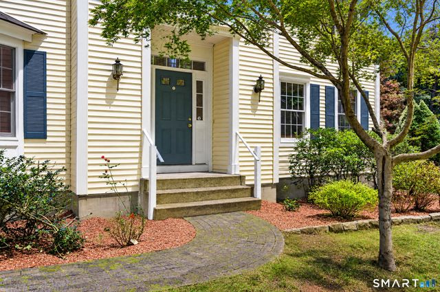 30 Country Way, Bethel, CT 06801