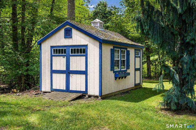30 Country Way, Bethel, CT 06801