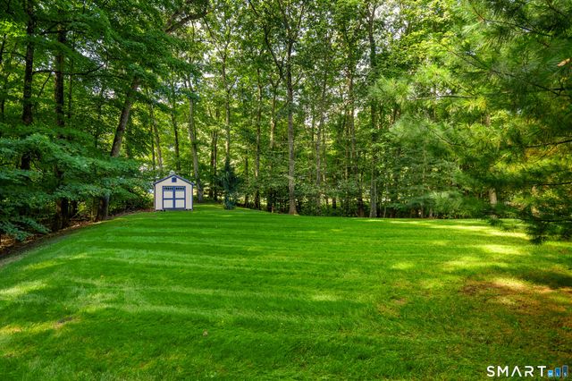 30 Country Way, Bethel, CT 06801