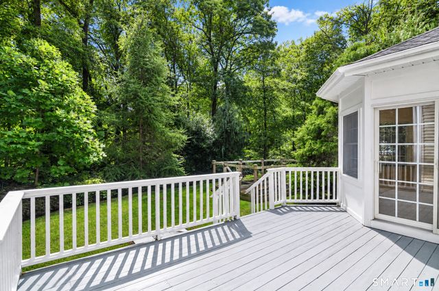 30 Country Way, Bethel, CT 06801