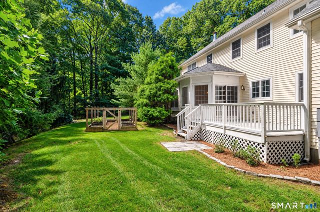 30 Country Way, Bethel, CT 06801