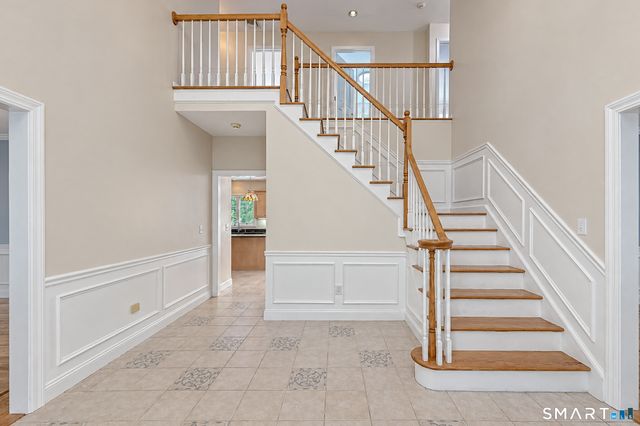 30 Country Way, Bethel, CT 06801
