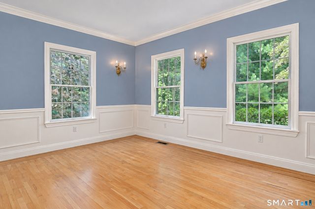 30 Country Way, Bethel, CT 06801
