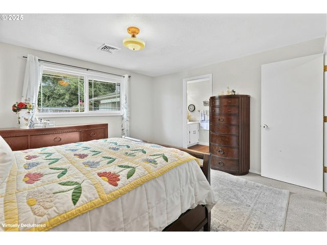 1910 HAWKINS Ln, Eugene, OR 97405