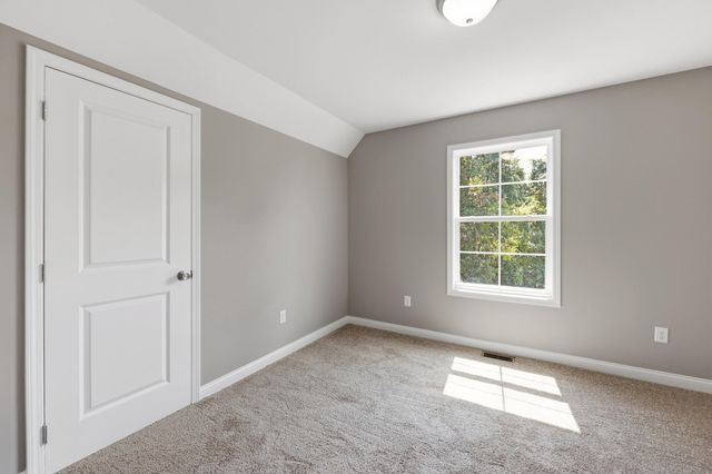 422 Main Avenue, Georgetown, KY 40324