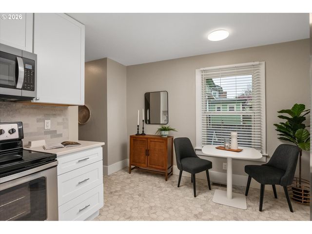 130 Ne MORRIS St, Portland, OR 97212