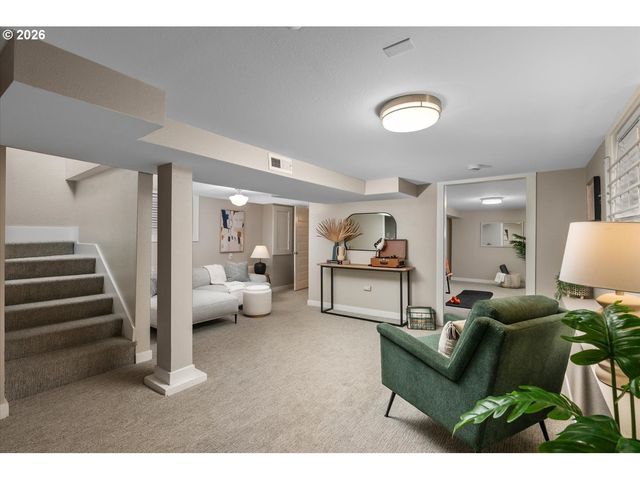 130 Ne MORRIS St, Portland, OR 97212