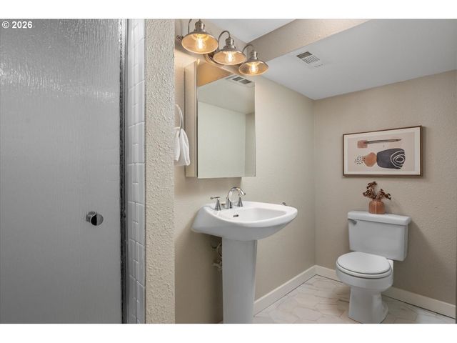 130 Ne MORRIS St, Portland, OR 97212