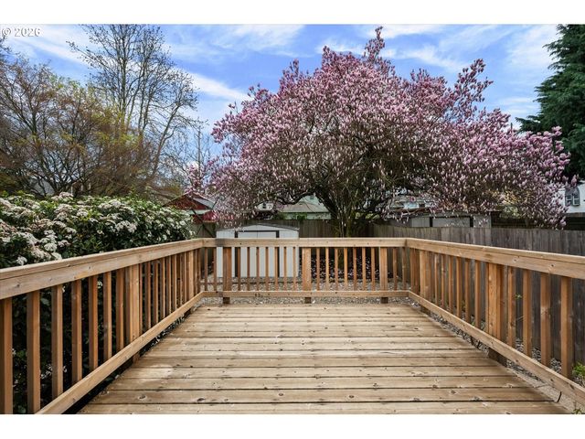 130 Ne MORRIS St, Portland, OR 97212