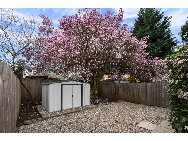 130 Ne MORRIS St, Portland, OR 97212