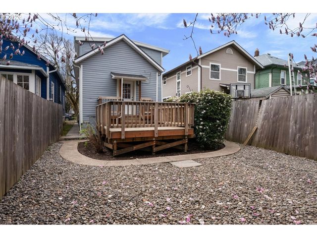 130 Ne MORRIS St, Portland, OR 97212