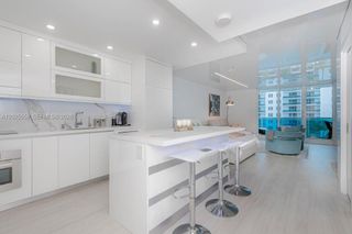 2301 Collins Ave 811, Miami Beach, FL 33139