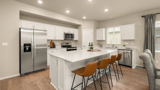 3705 S McCabe Ln, Spokane, WA 99206