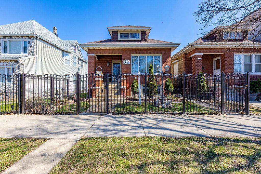 3041 S Kildare Avenue, Chicago, IL 60623