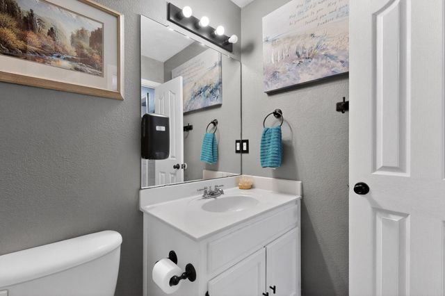 619 Red Bluff Avenue SW, Albuquerque, NM 87105