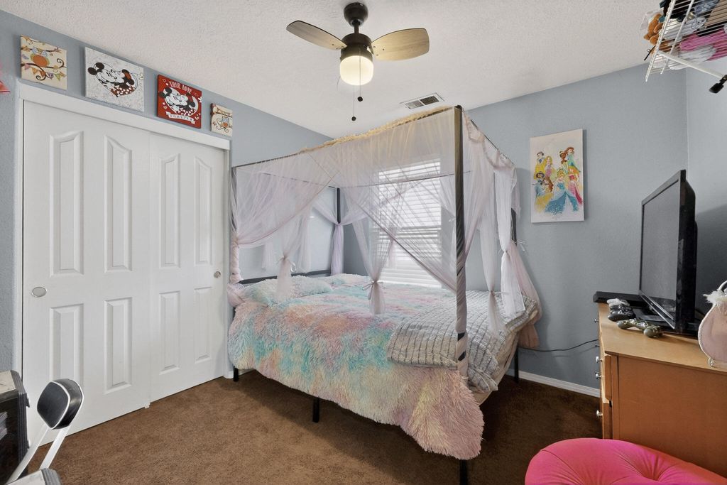 Image 24 of property listing at 619 Red Bluff Avenue SW, Albuquerque, NM 87105