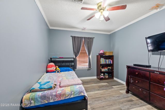 1201 Camp Bon Temps Road, Breaux Bridge, LA 70517