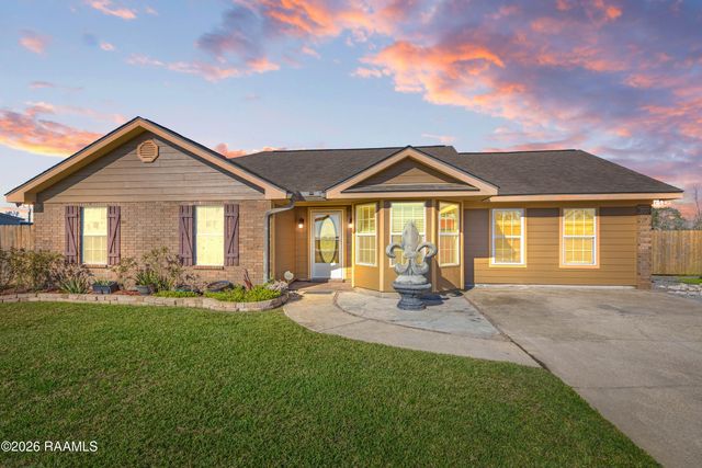 1201 Camp Bon Temps Road, Breaux Bridge, LA 70517