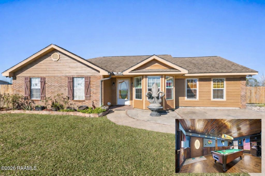 1201 Camp Bon Temps Road, Breaux Bridge, LA 70517