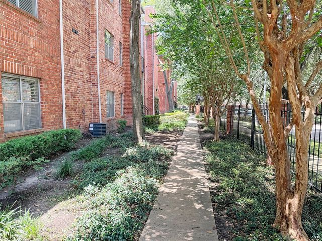 4041 Law Street 505, Houston, TX 77005