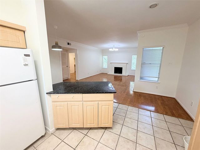 4041 Law Street 505, Houston, TX 77005