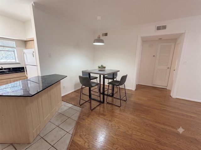 4041 Law Street 505, Houston, TX 77005