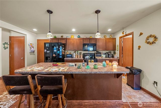 18828 18th Avenue E, Spanaway, WA 98387