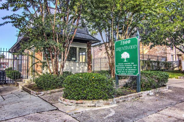 2400 N Braeswood Boulevard 301, Houston, TX 77030