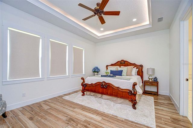 111 ALAFIA ESTATES LANE, Lithia, FL 33547