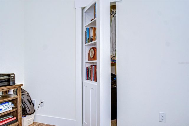 111 ALAFIA ESTATES LANE, Lithia, FL 33547