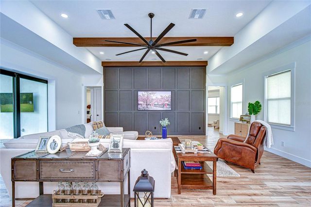 111 ALAFIA ESTATES LANE, Lithia, FL 33547