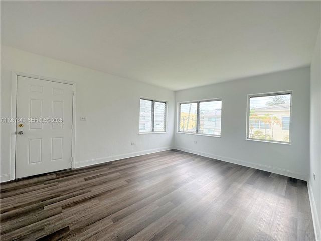 1910 Biarritz Dr 4, Miami Beach, FL 33141