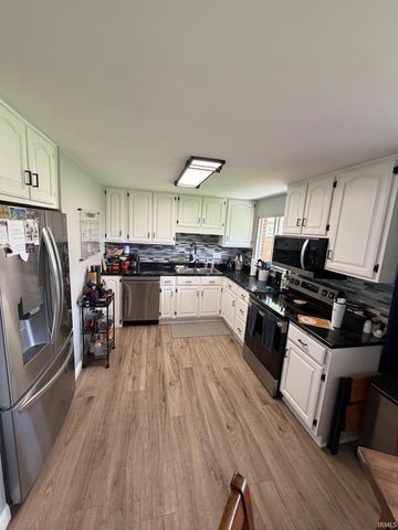 202 S Clark Street, Auburn, IN 46706