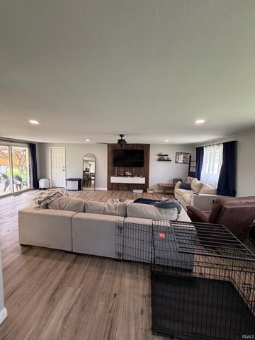 202 S Clark Street, Auburn, IN 46706