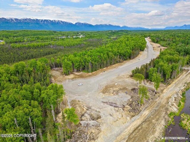 2505 W Longview Circle, Wasilla, AK 99654