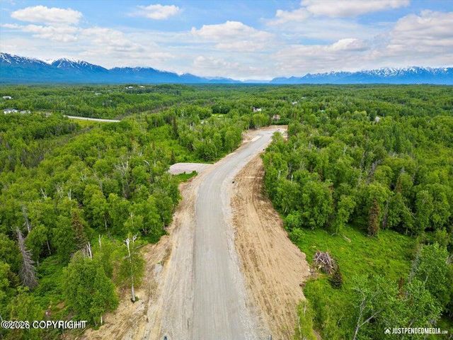 2505 W Longview Circle, Wasilla, AK 99654