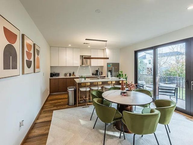 2103 Crazyhorse PASS, Austin, TX 78734