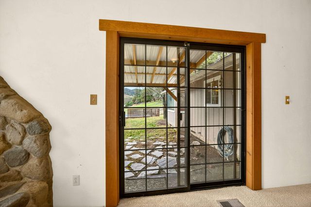 6333 Sterling Creek Road, Jacksonville, OR 97530