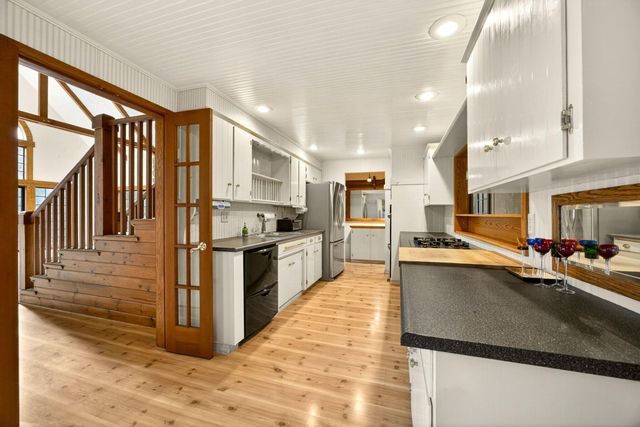 6333 Sterling Creek Road, Jacksonville, OR 97530