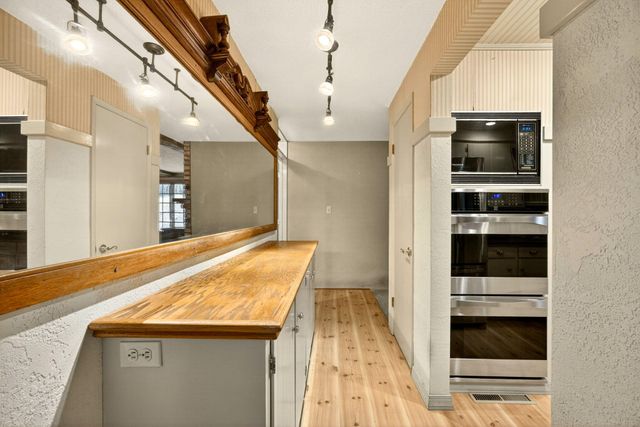 6333 Sterling Creek Road, Jacksonville, OR 97530