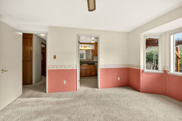 6333 Sterling Creek Road, Jacksonville, OR 97530