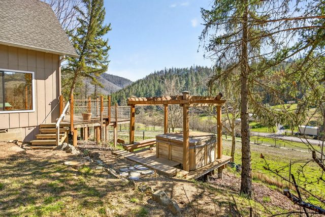 6333 Sterling Creek Road, Jacksonville, OR 97530