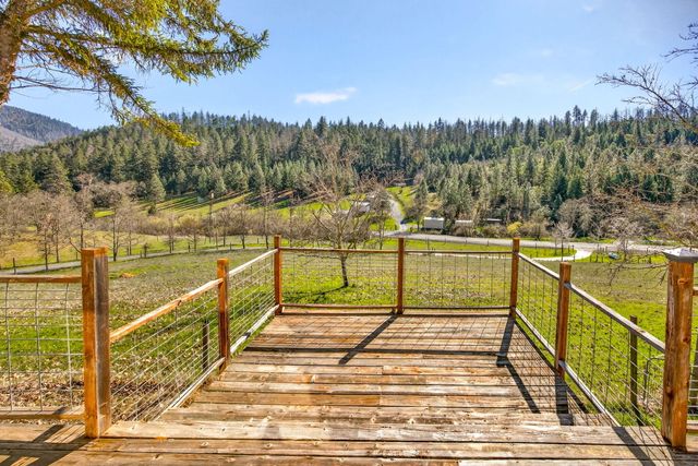 6333 Sterling Creek Road, Jacksonville, OR 97530