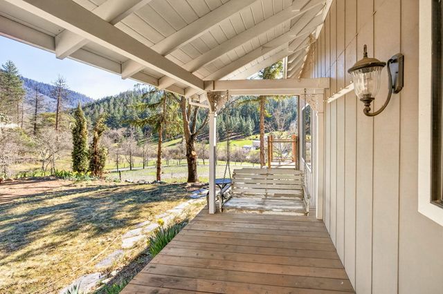 6333 Sterling Creek Road, Jacksonville, OR 97530