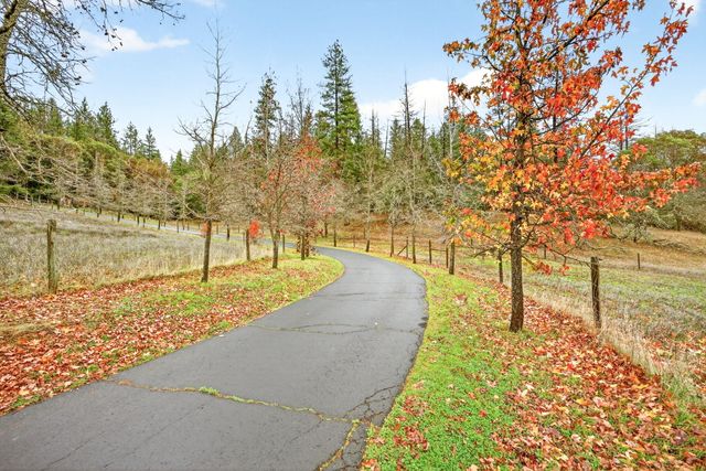 6333 Sterling Creek Road, Jacksonville, OR 97530