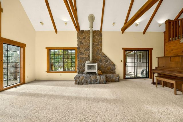 6333 Sterling Creek Road, Jacksonville, OR 97530